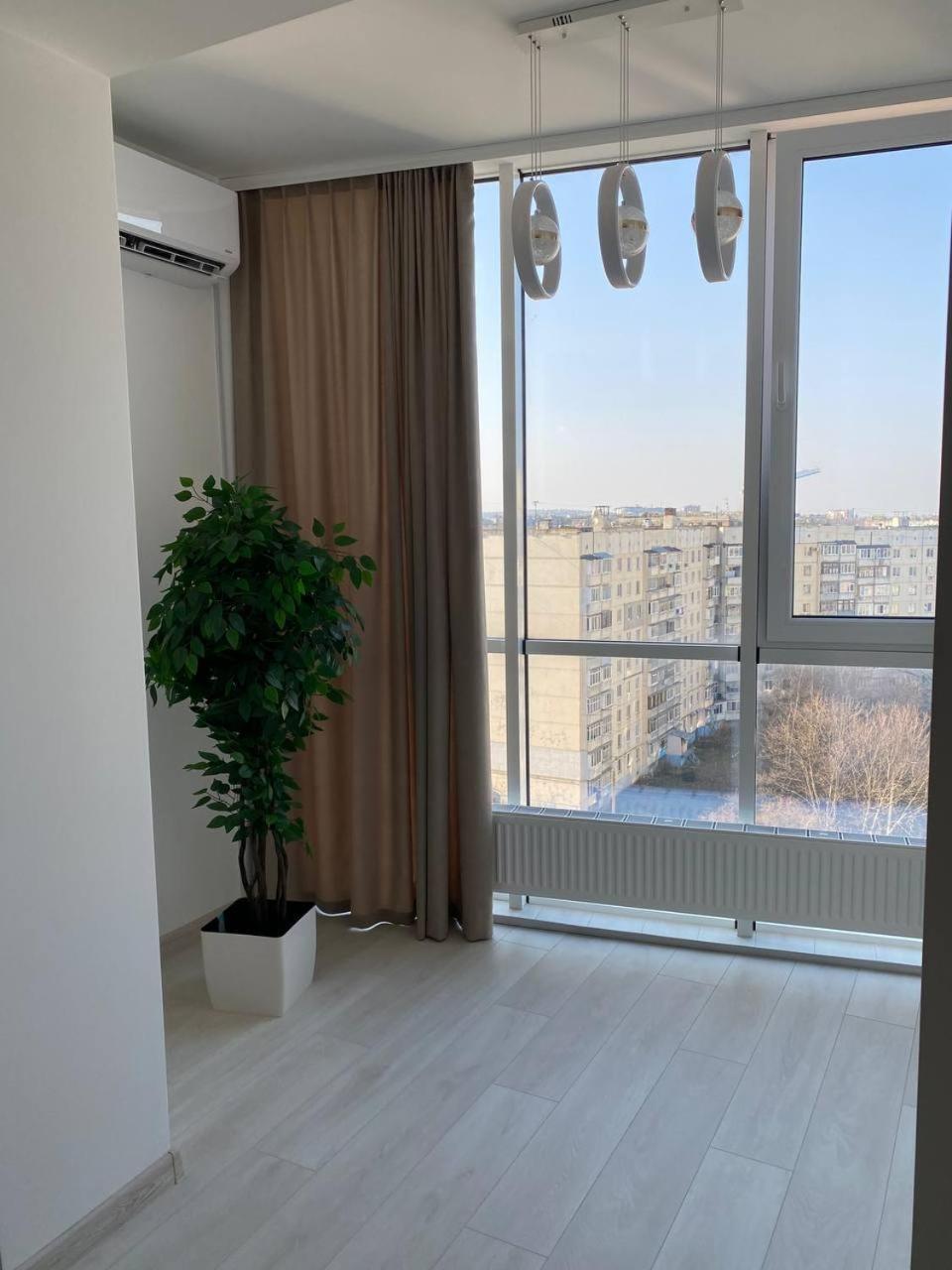 Atlant Luxury Big Family Five Apart On Golovna Поряд З Тц Депот Wi Fi 24 На 7 แชร์นิฟซี ภายนอก รูปภาพ