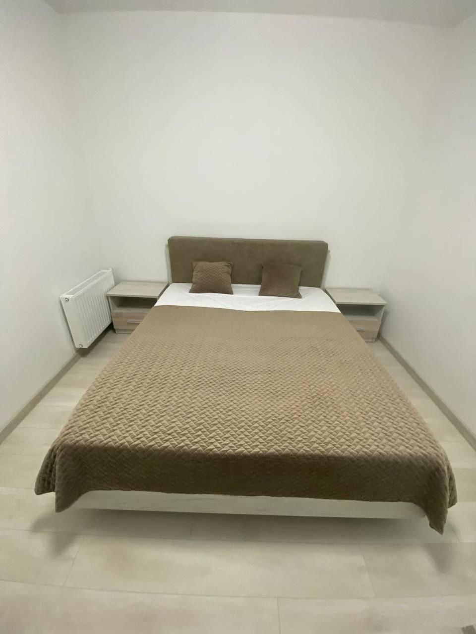 Atlant Luxury Big Family Five Apart On Golovna Поряд З Тц Депот Wi Fi 24 На 7 แชร์นิฟซี ภายนอก รูปภาพ