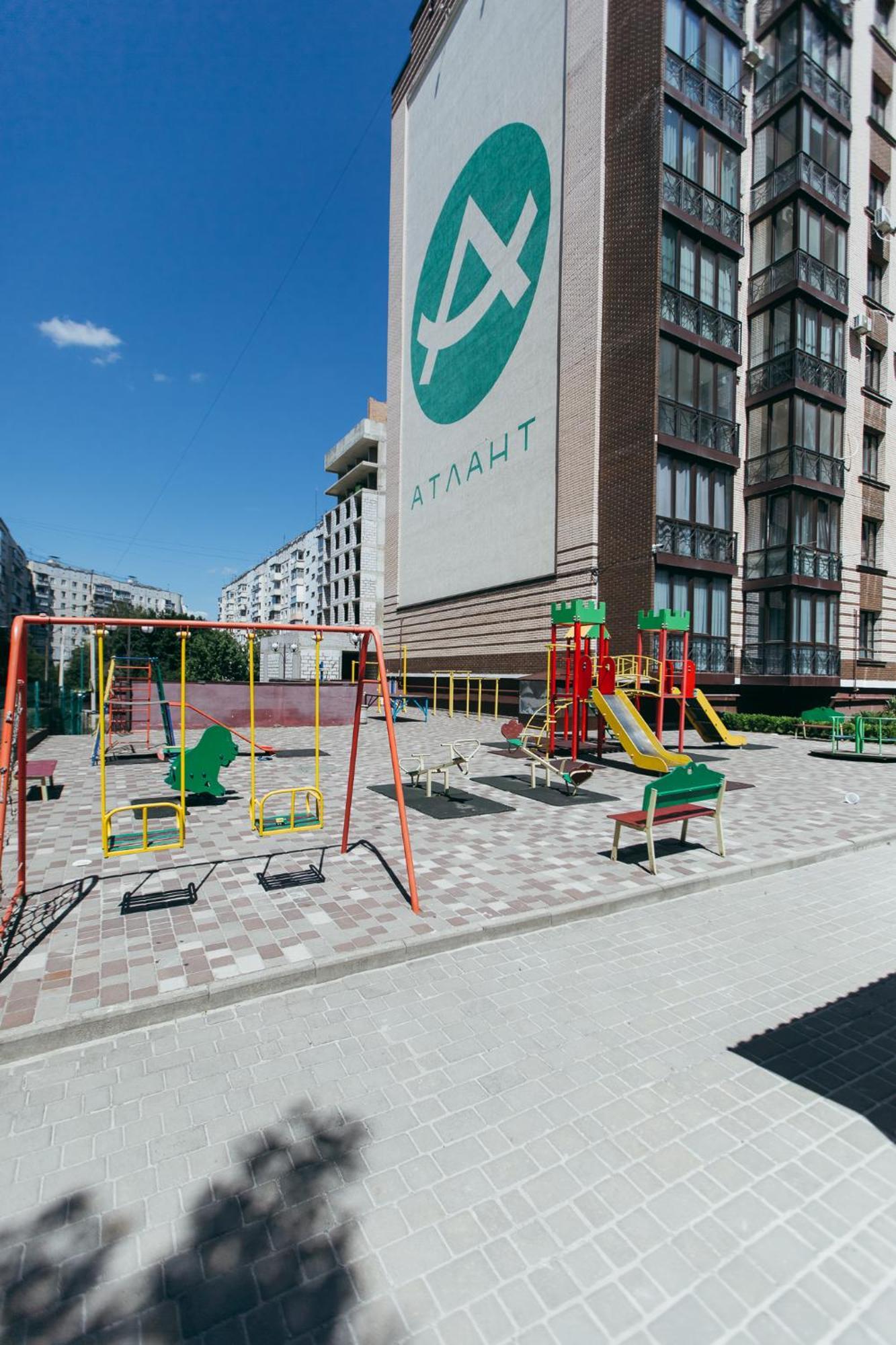 Atlant Luxury Big Family Five Apart On Golovna Поряд З Тц Депот Wi Fi 24 На 7 แชร์นิฟซี ภายนอก รูปภาพ