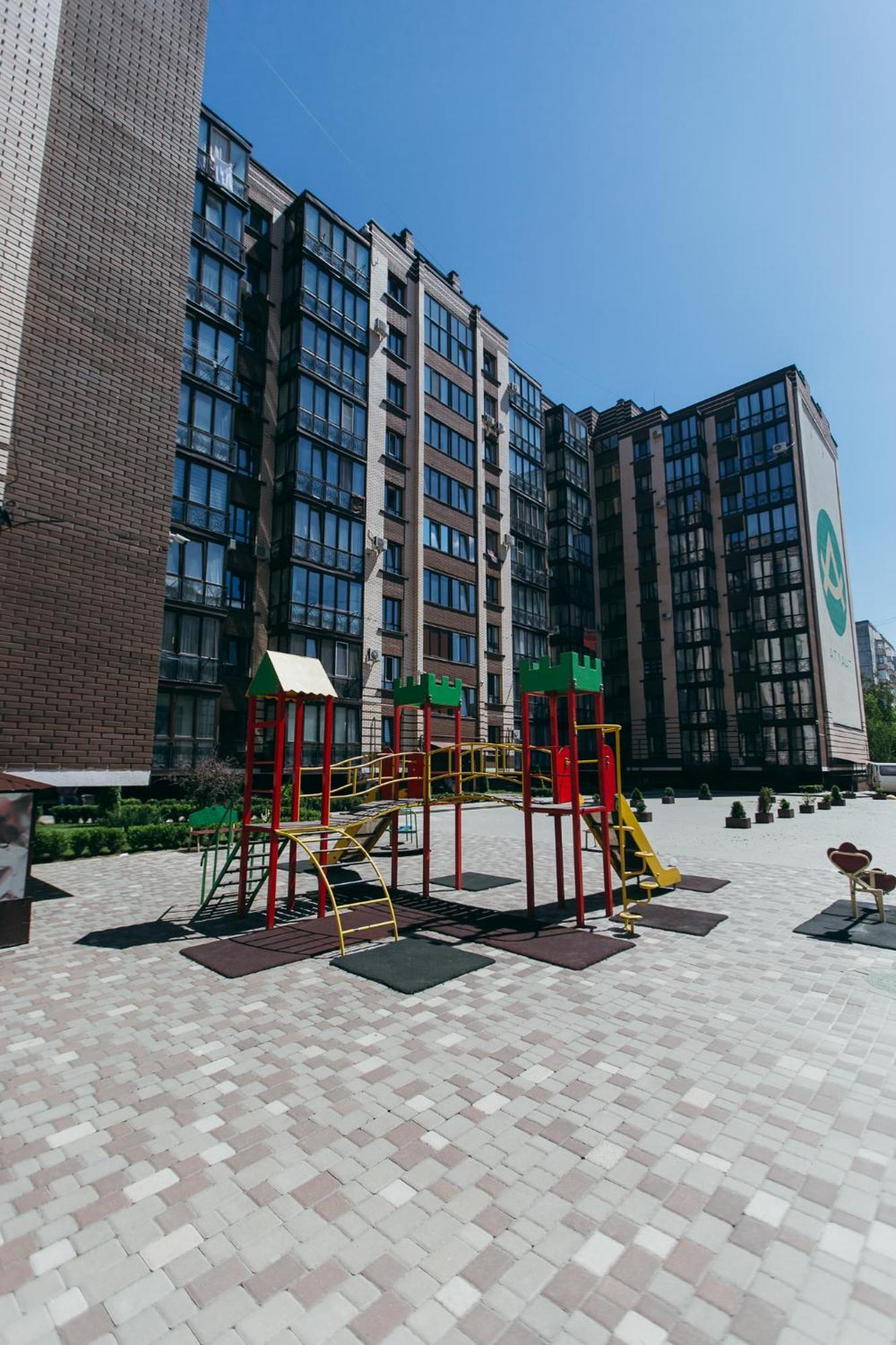 Atlant Luxury Big Family Five Apart On Golovna Поряд З Тц Депот Wi Fi 24 На 7 แชร์นิฟซี ภายนอก รูปภาพ